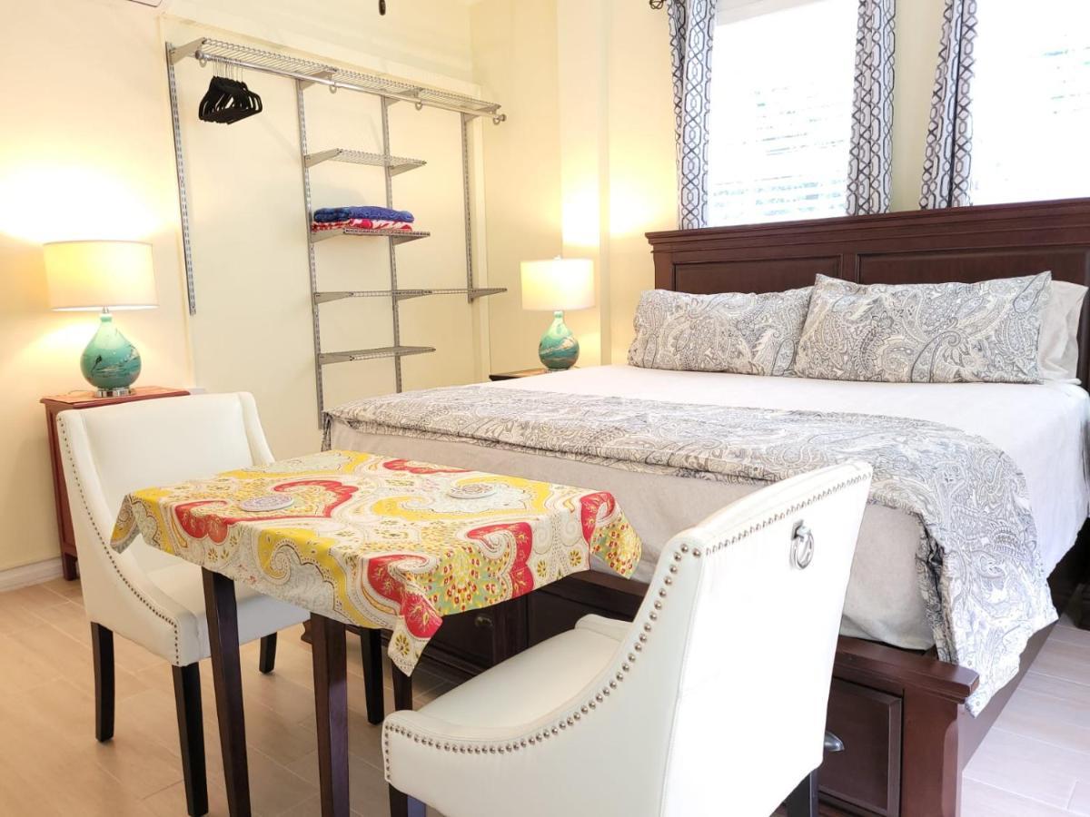 Keep Cool Guesthouse โกรส อิส์ลีต ภายนอก รูปภาพ