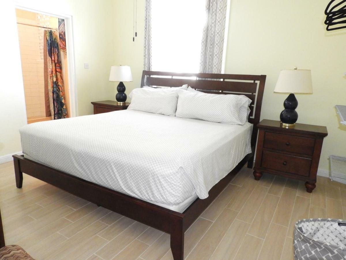 Keep Cool Guesthouse โกรส อิส์ลีต ภายนอก รูปภาพ
